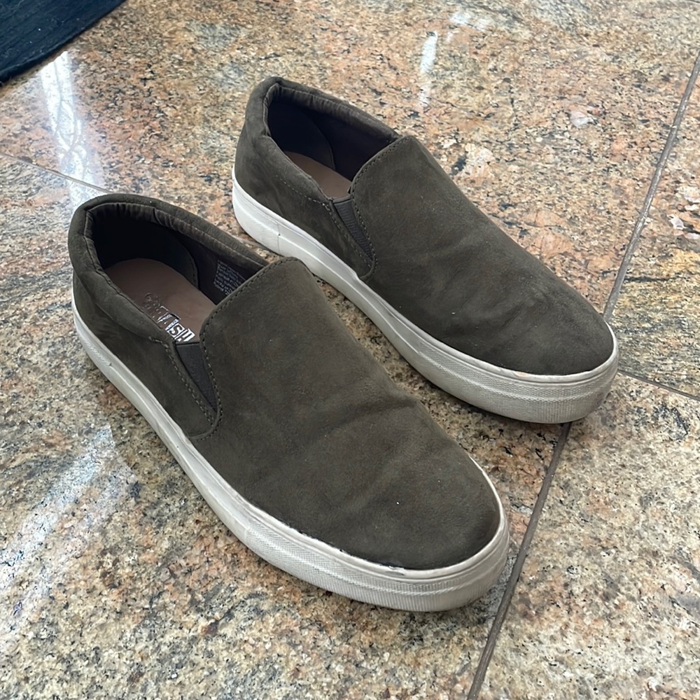 Army green shoes